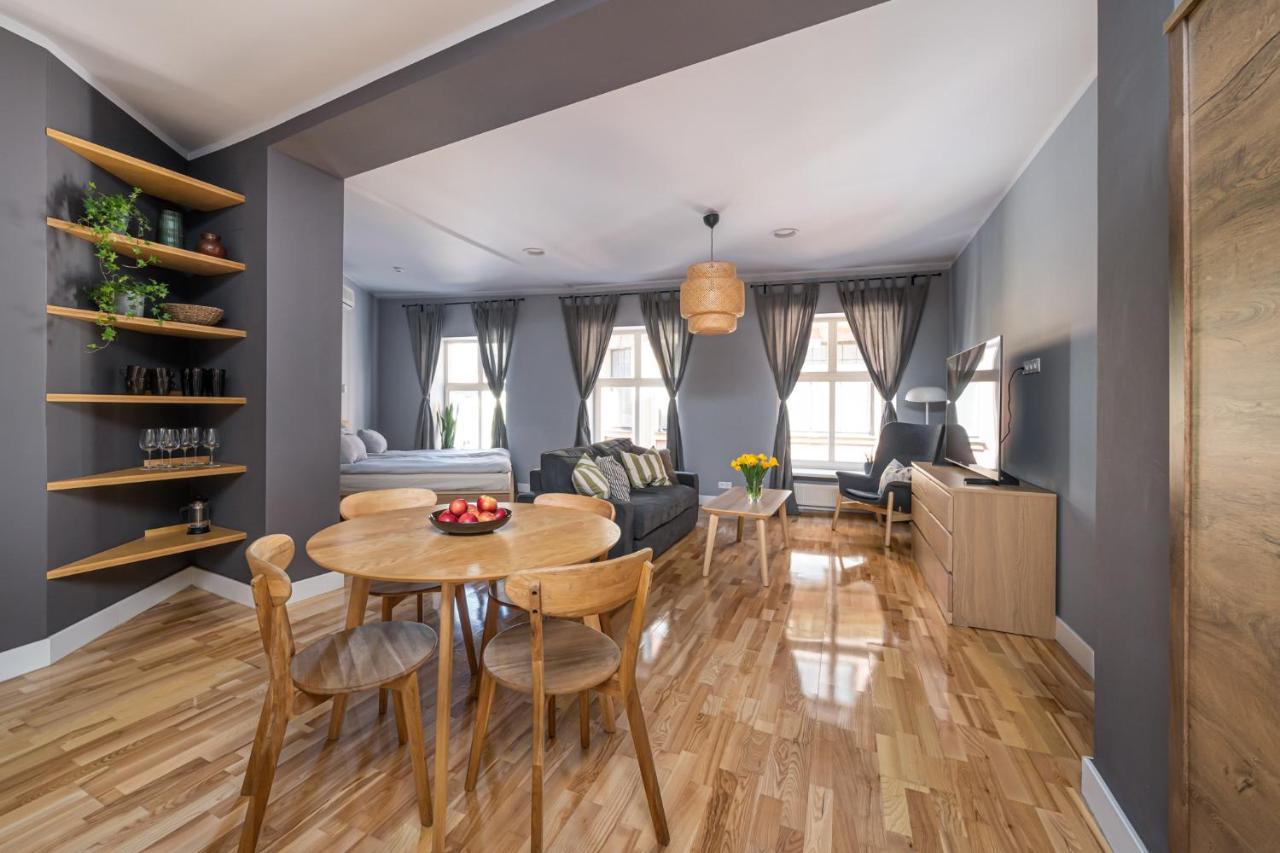 Romantic And Spacious Apartment In Riga Old Town Экстерьер фото